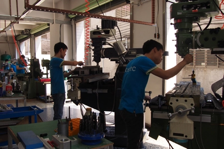 Manual Milling and Turning