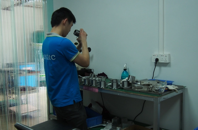 Quality Control in Precision Mold Services